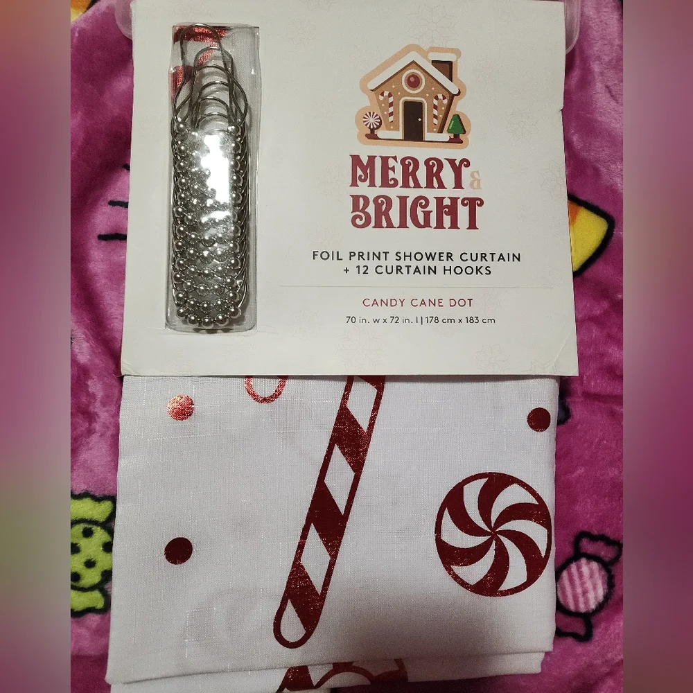 Merry & Bright Candy Cane 🍬🍬Dot Shower Curtain/ Hooks🍬🍬
